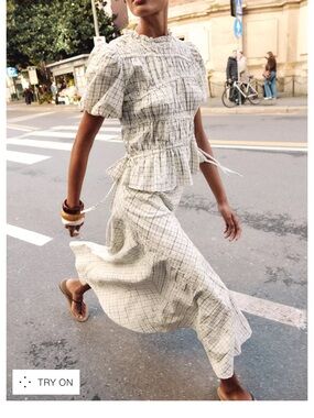 Zara embroidered plaid bow top Peplum Blouse